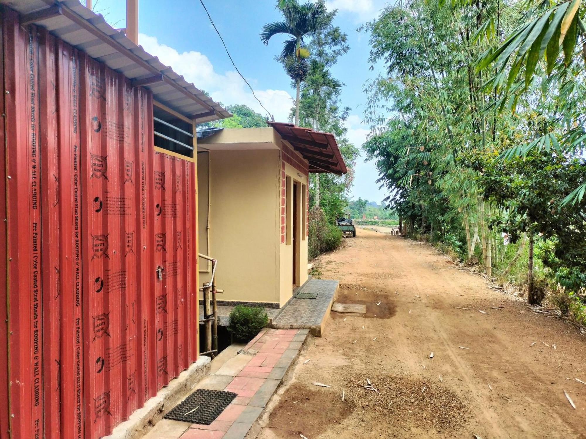Sambrama Wood House Villa Madikeri Bagian luar foto