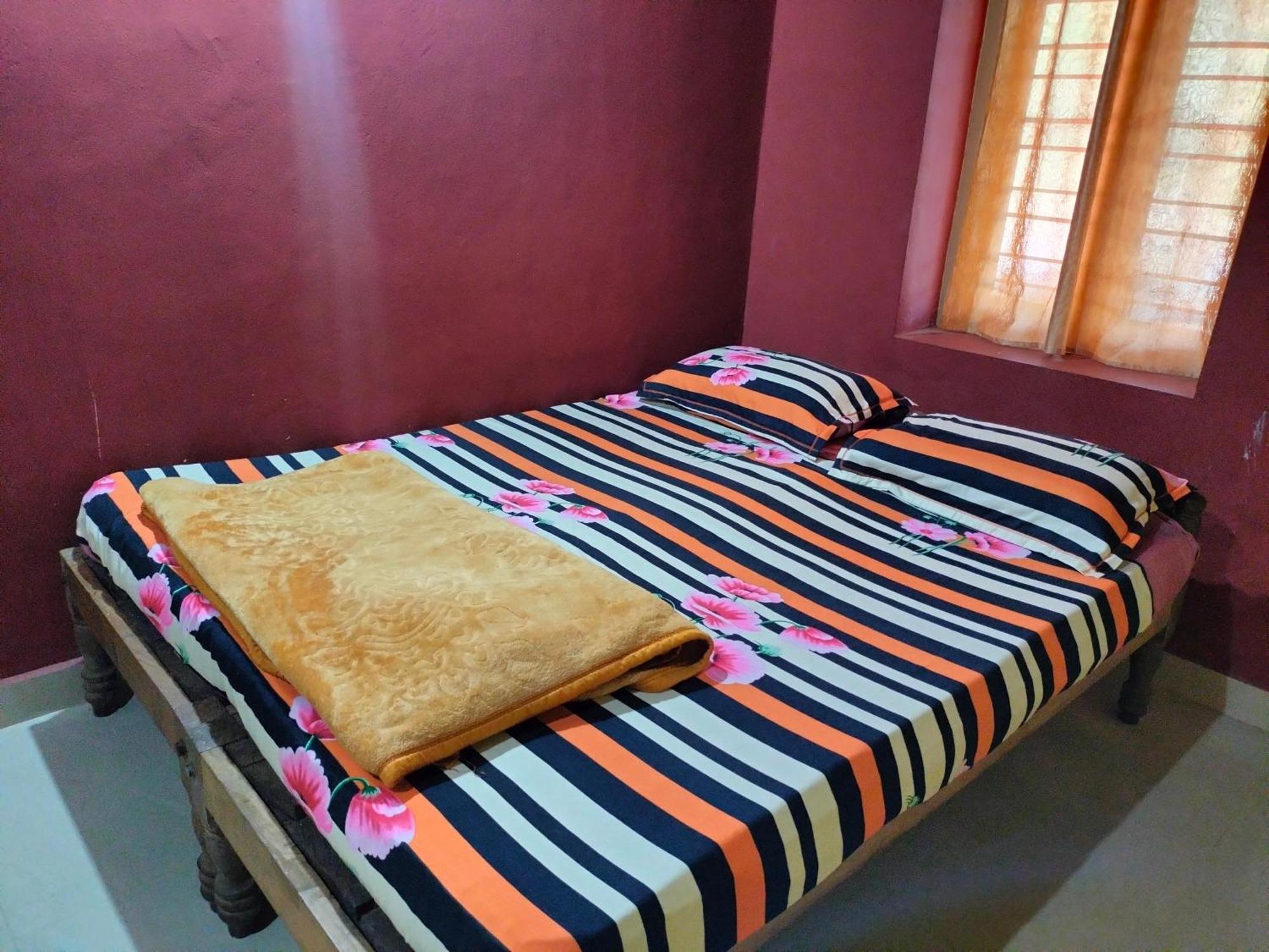 Sambrama Wood House Villa Madikeri Bagian luar foto